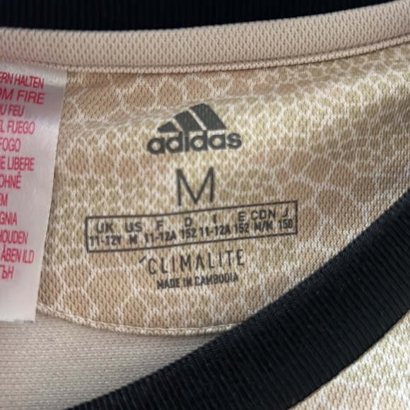 Adidas Manchester United sports top! Excellent condition! - Picture 4 of 6